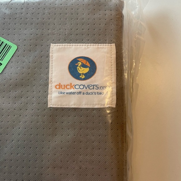 Duck Covers Brand Round Firepit Cover - Picture 2 of 4